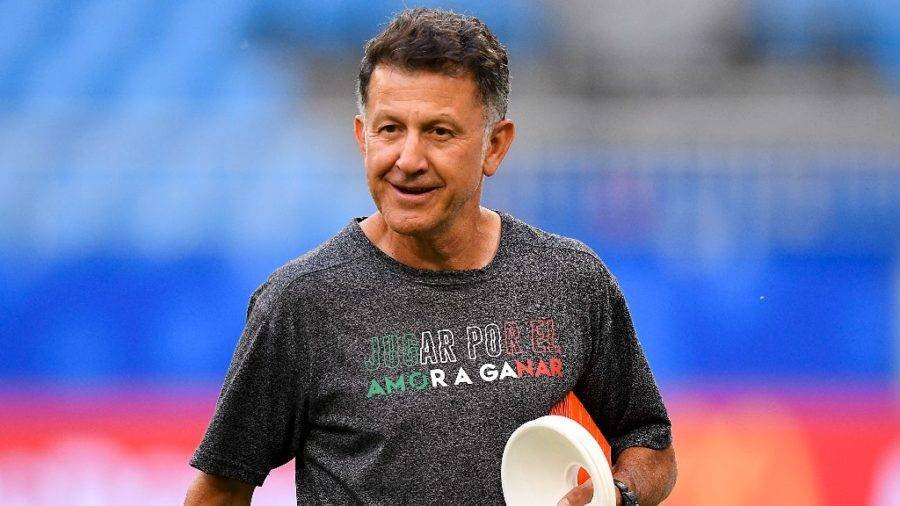 Lee más sobre el artículo Juan Carlos Osorio critica al arbitraje tras derrota de Xolos ante América