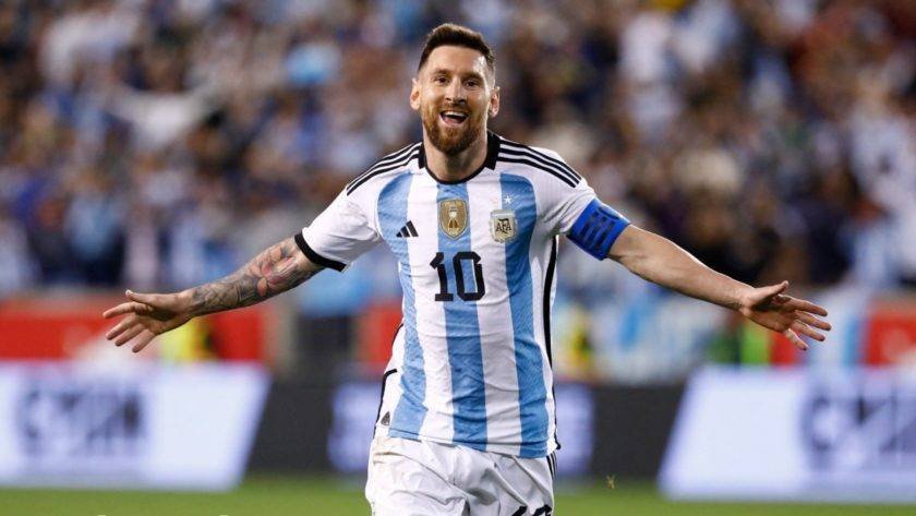 Messi sale de cambio con el PSG y va por la Copa del Mundo 