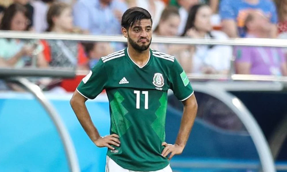 Lee más sobre el artículo Selección Mexicana: Niega Carlos Vela reunión con directivos de la Federación y Gerardo Martino