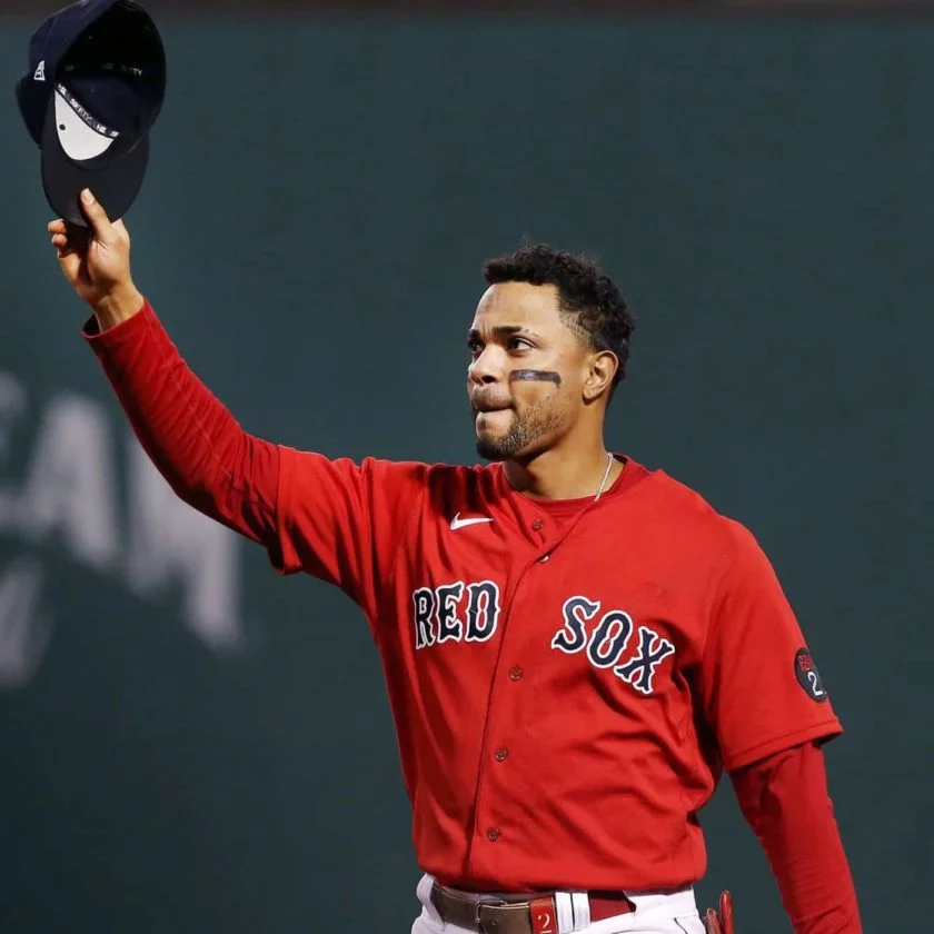 Los Padres de San Diego firman a Xander Bogaerts por 280 millones de dólares