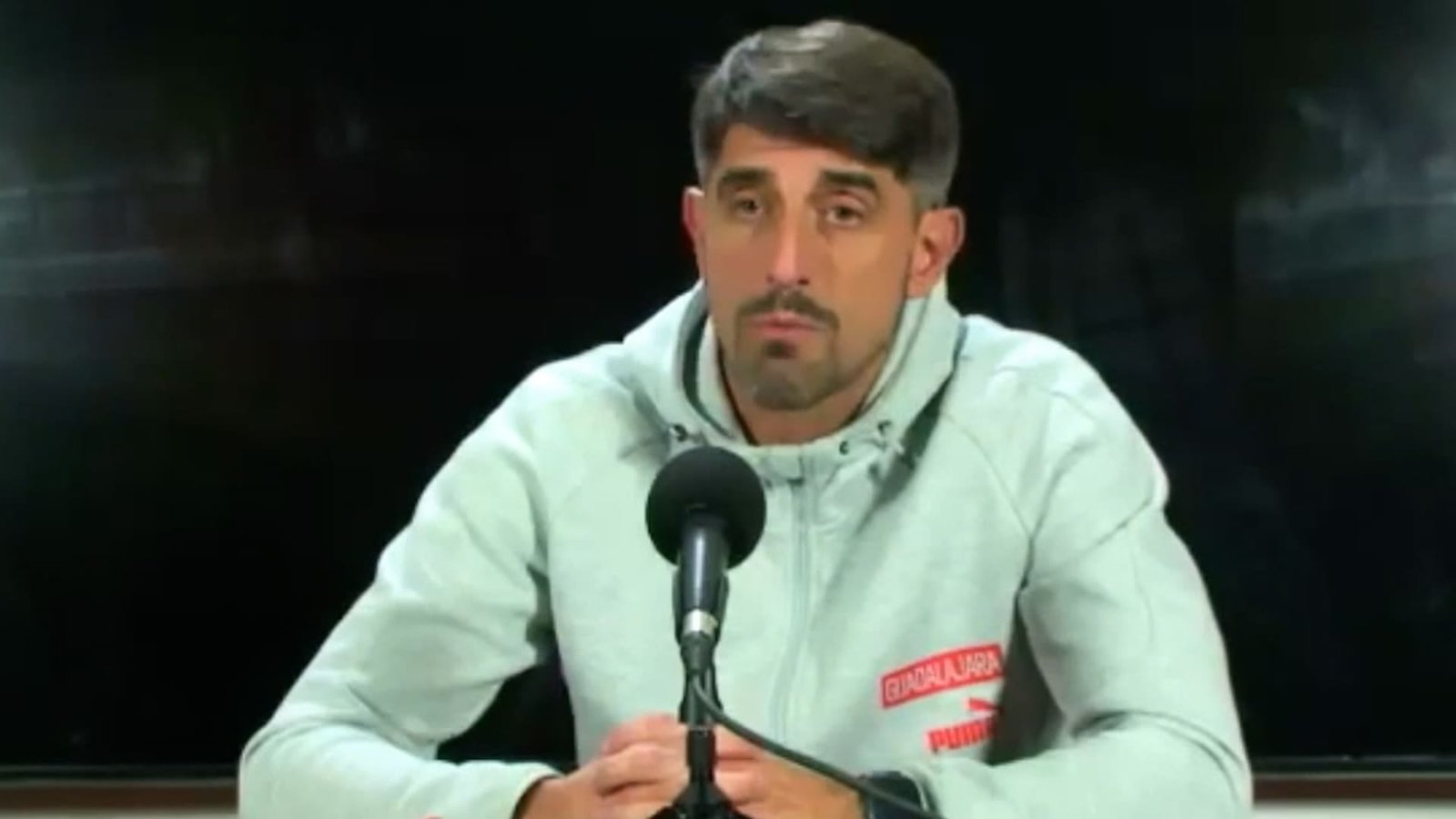 Paunovic habla sobre Puente "No lo voy a quemar"