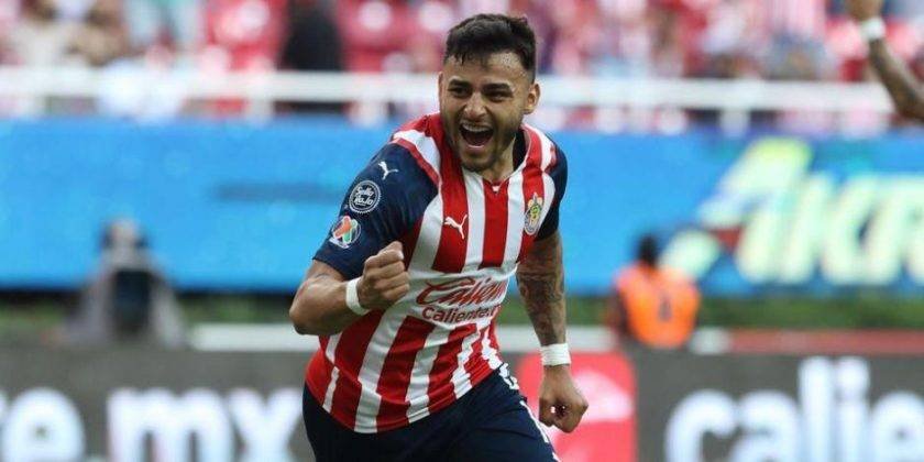 Alexis Vega entró en la convocatoria de las Chivas.