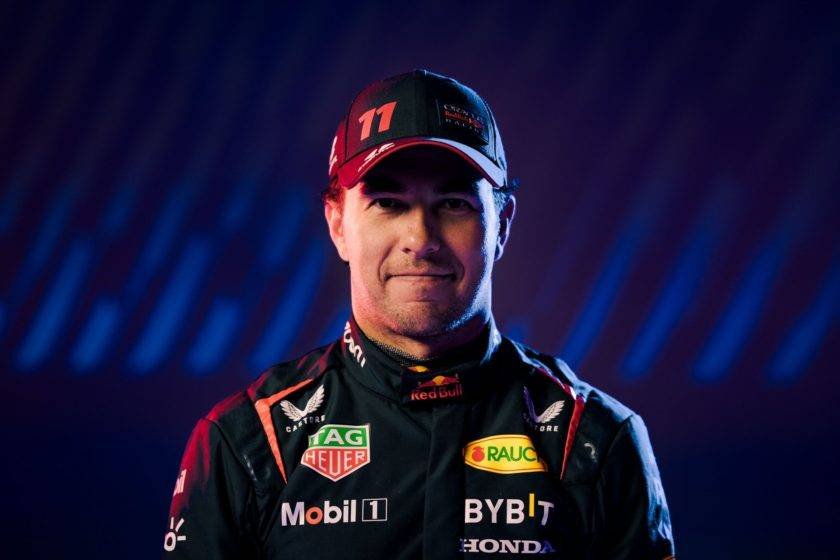 Checo Pérez ya viaja rumbo a Abu Dhabi