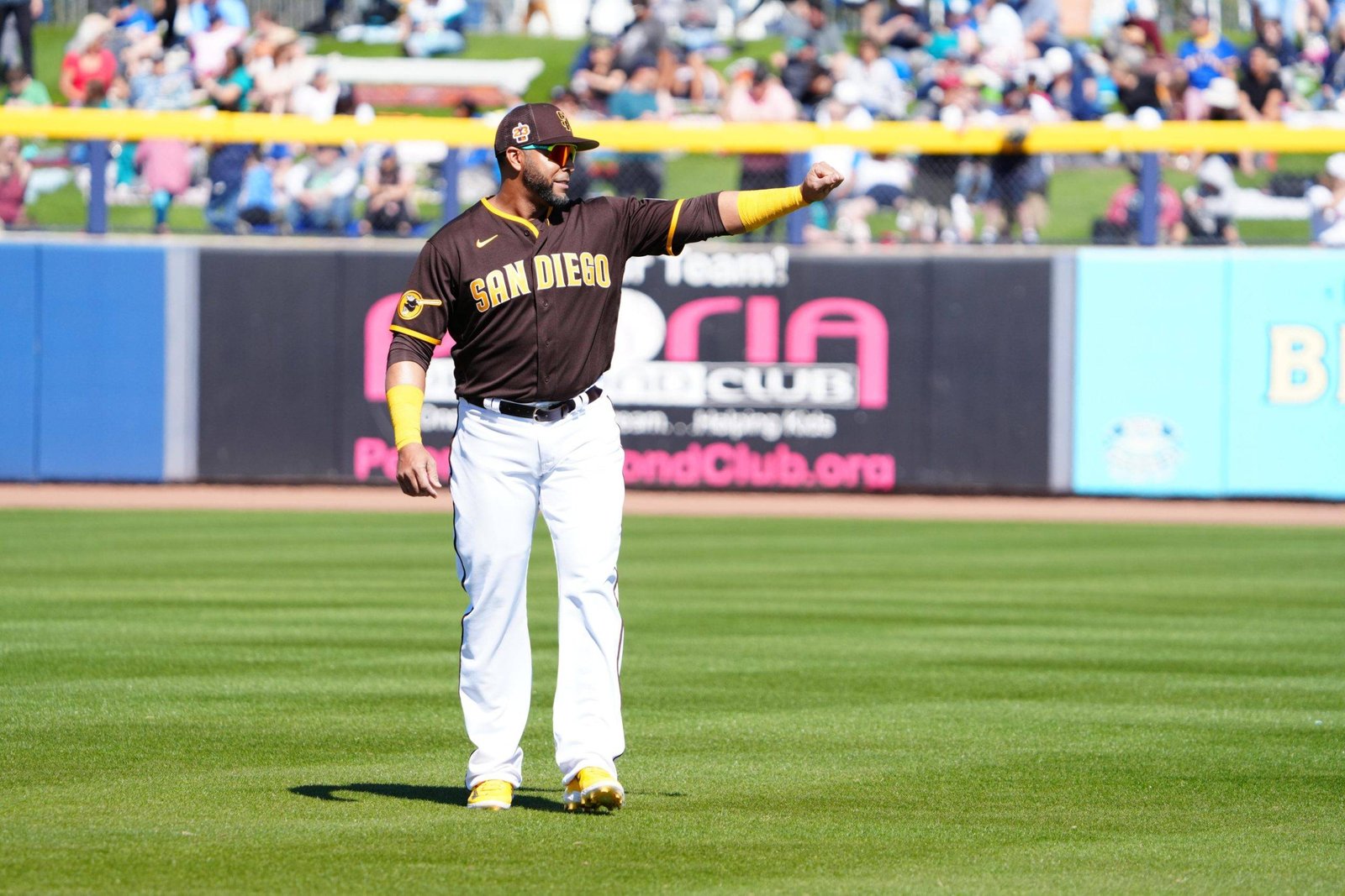 Padres caen 3-2 con los Mariners en su primer juego de pretemporada