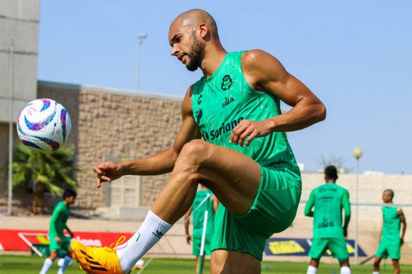 Matheus Doria regresó con Santos Laguna.