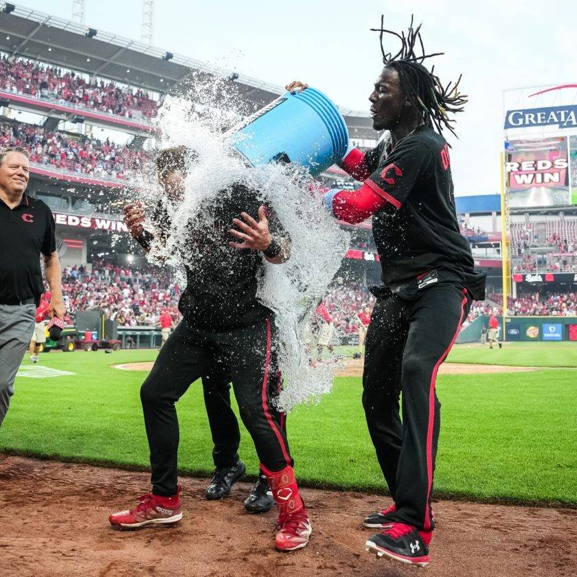 Los Reds dejaron tendidos a los Padres de San Diego en 11 entradas. 