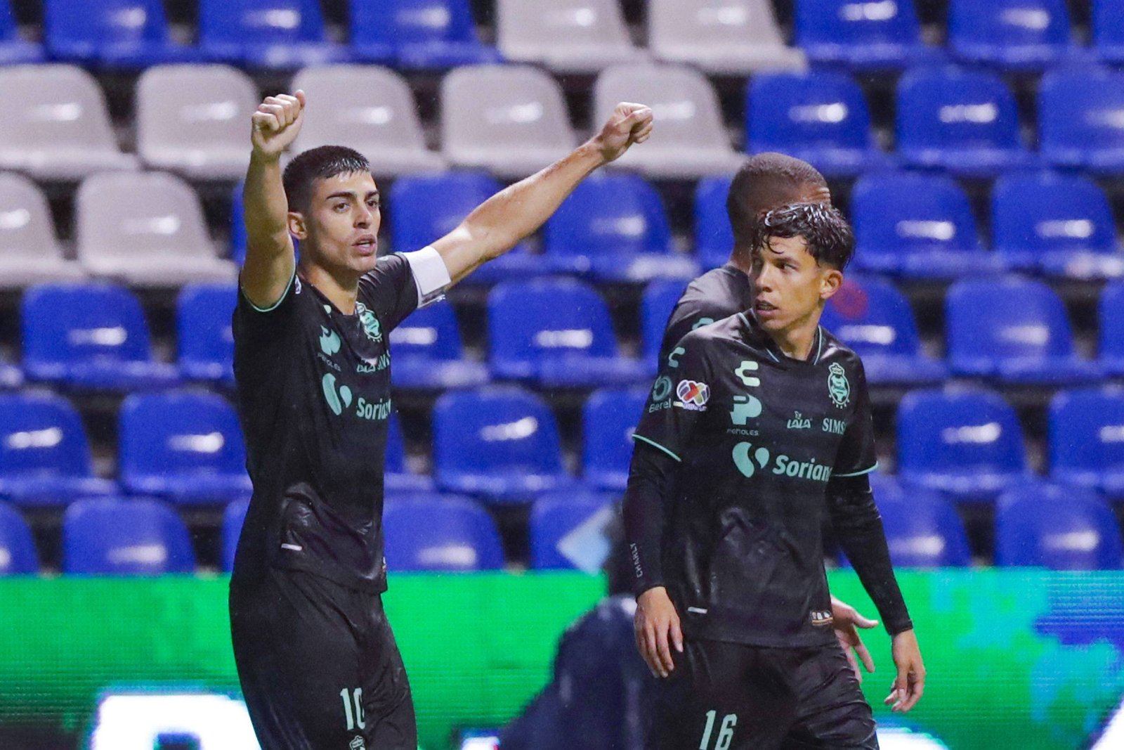 Santos venció 3-2 a Puebla en el inicio de la Jornada 2 de la Liga Mx.