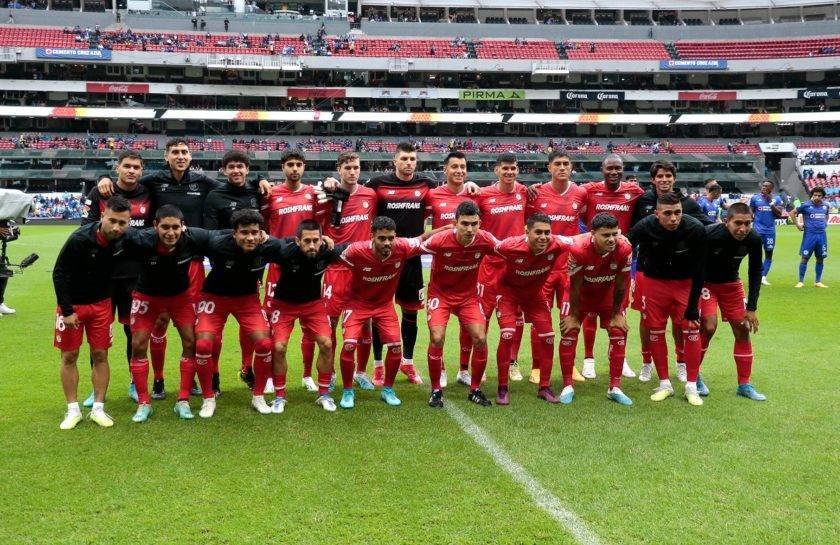 Toluca fue superior a la Máquina en el Estadio Azteca.