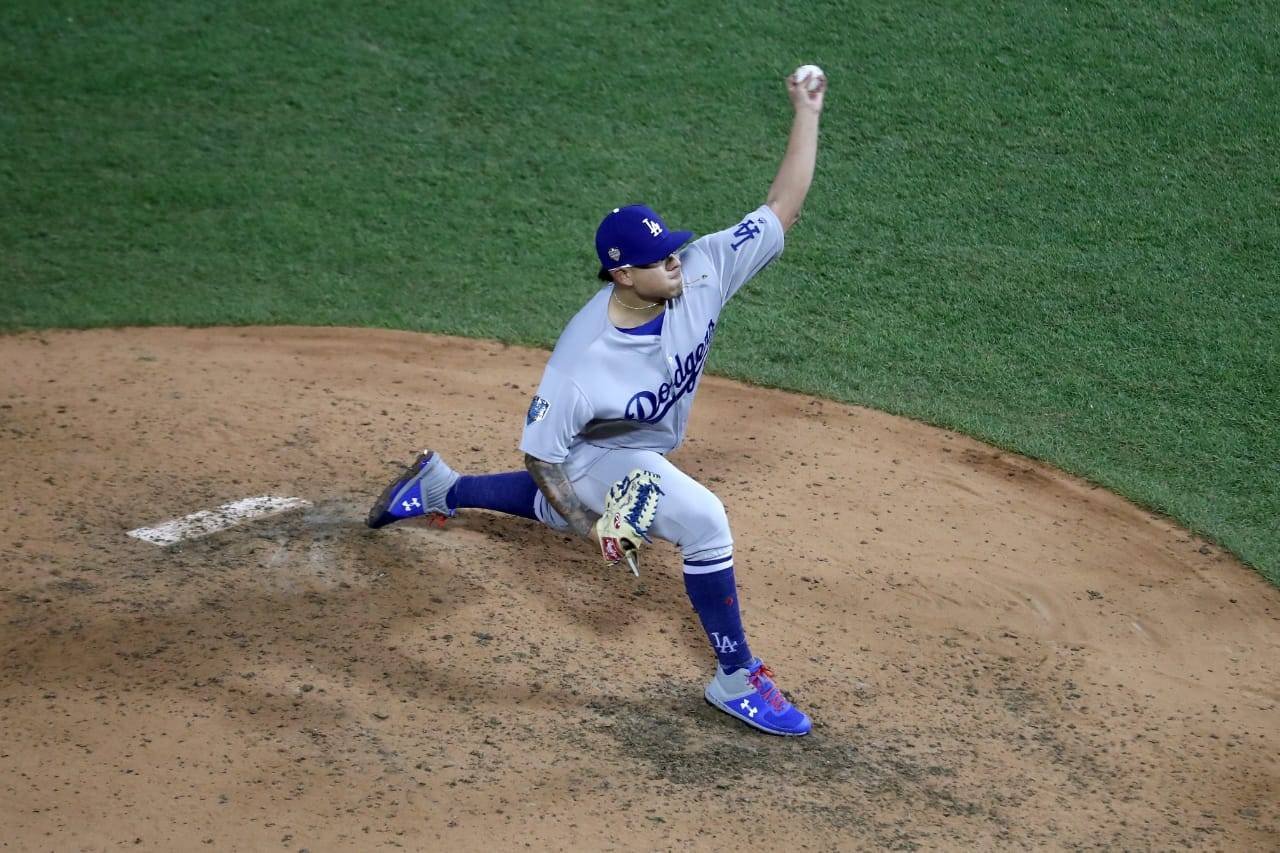 Julio Urias sufrió su sexta derrota de la temporada con los Dodgers.