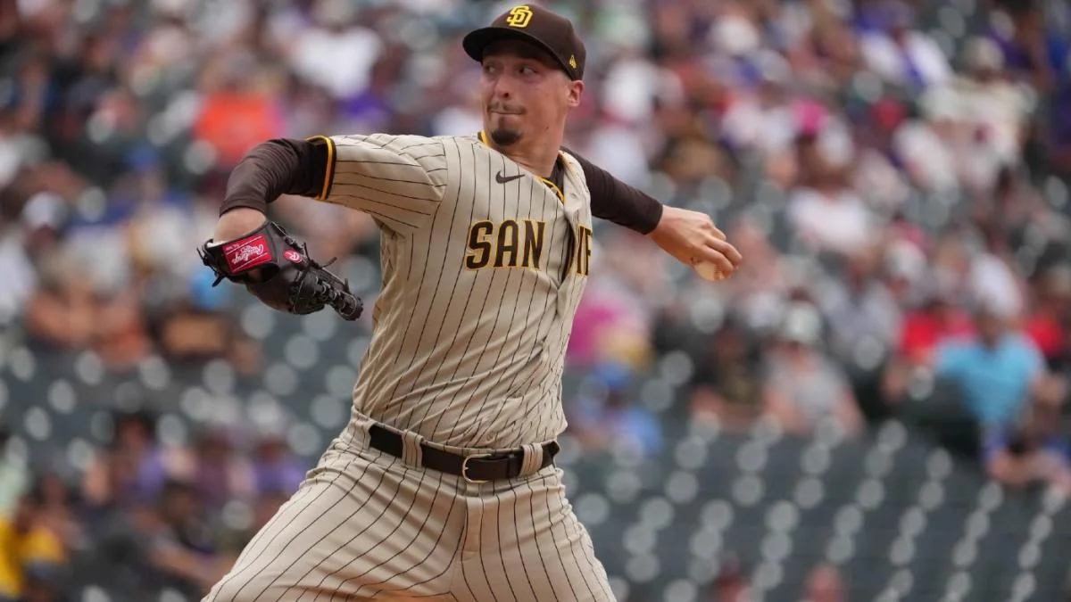 Blake Snell con una gran actuación en la victoria de los Padres.