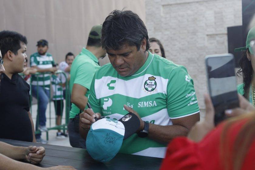 Celebra Santos Laguna 40 años con grandes figuras de su historia