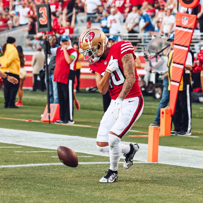 Los 49ers dominaron a los Giants en el jueves por la noche de la NFL. 