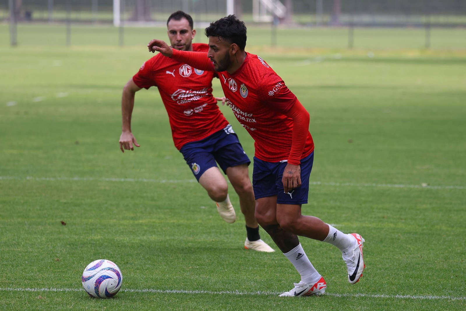 Alexis Vega fue separado del primer equipo.