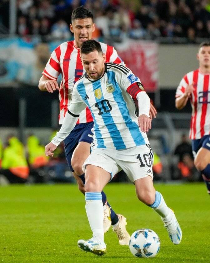 Messi en duda para el duelo entre Perú y Argentina. 