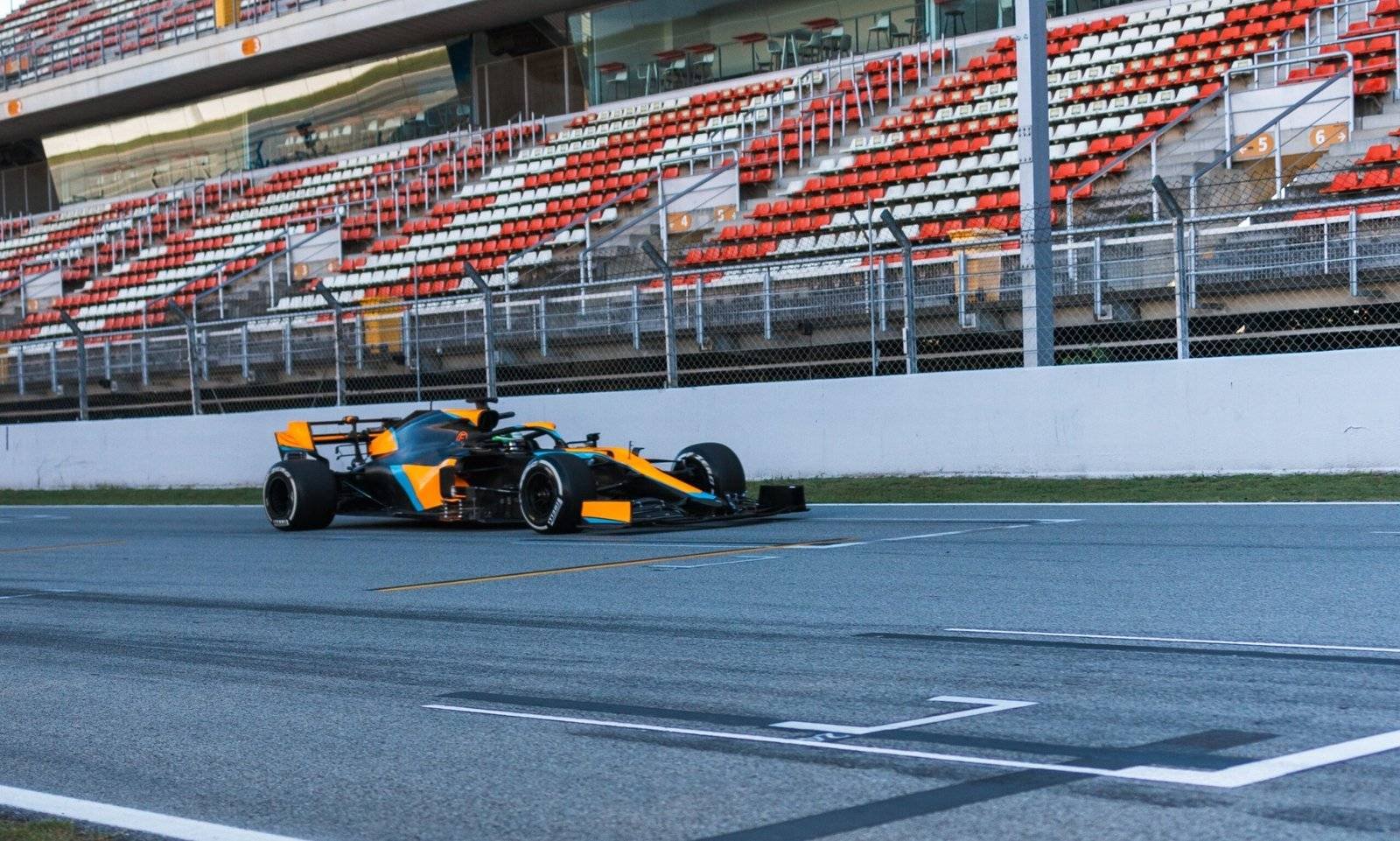 Pato O'Ward probó el auto de McLaren en F1.