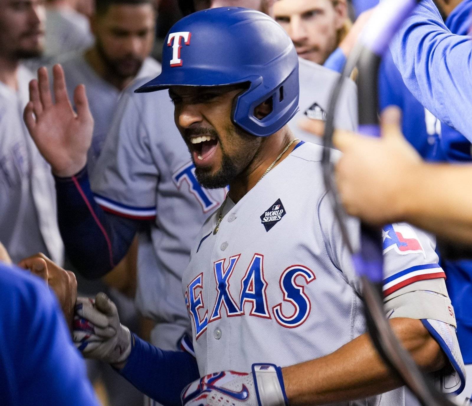 Los Rangers están a una victoria de coronarse en la Serie Mundial.