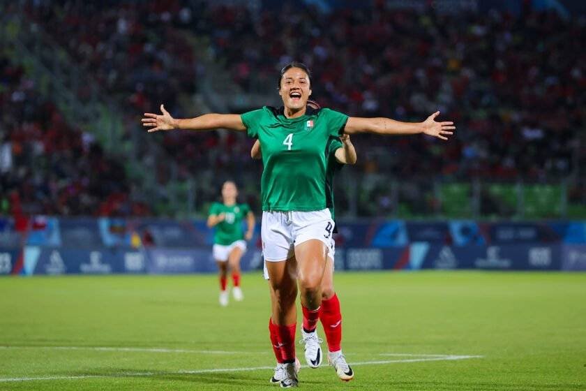 Rebeca Bernal marcó un golazo que dio el oro a México. 