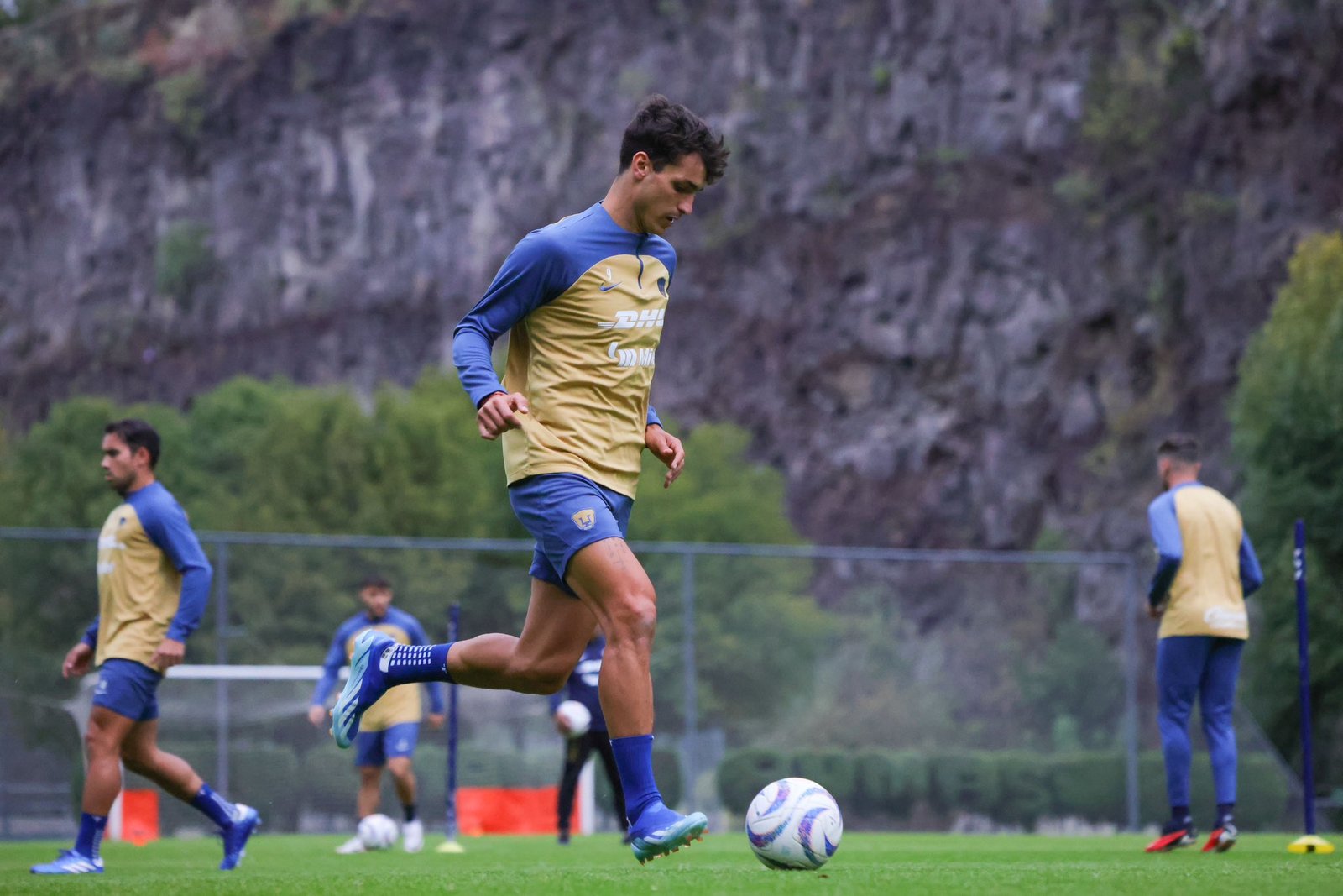 JUAN IGNACIO DINENNO deja a los PUMAS.