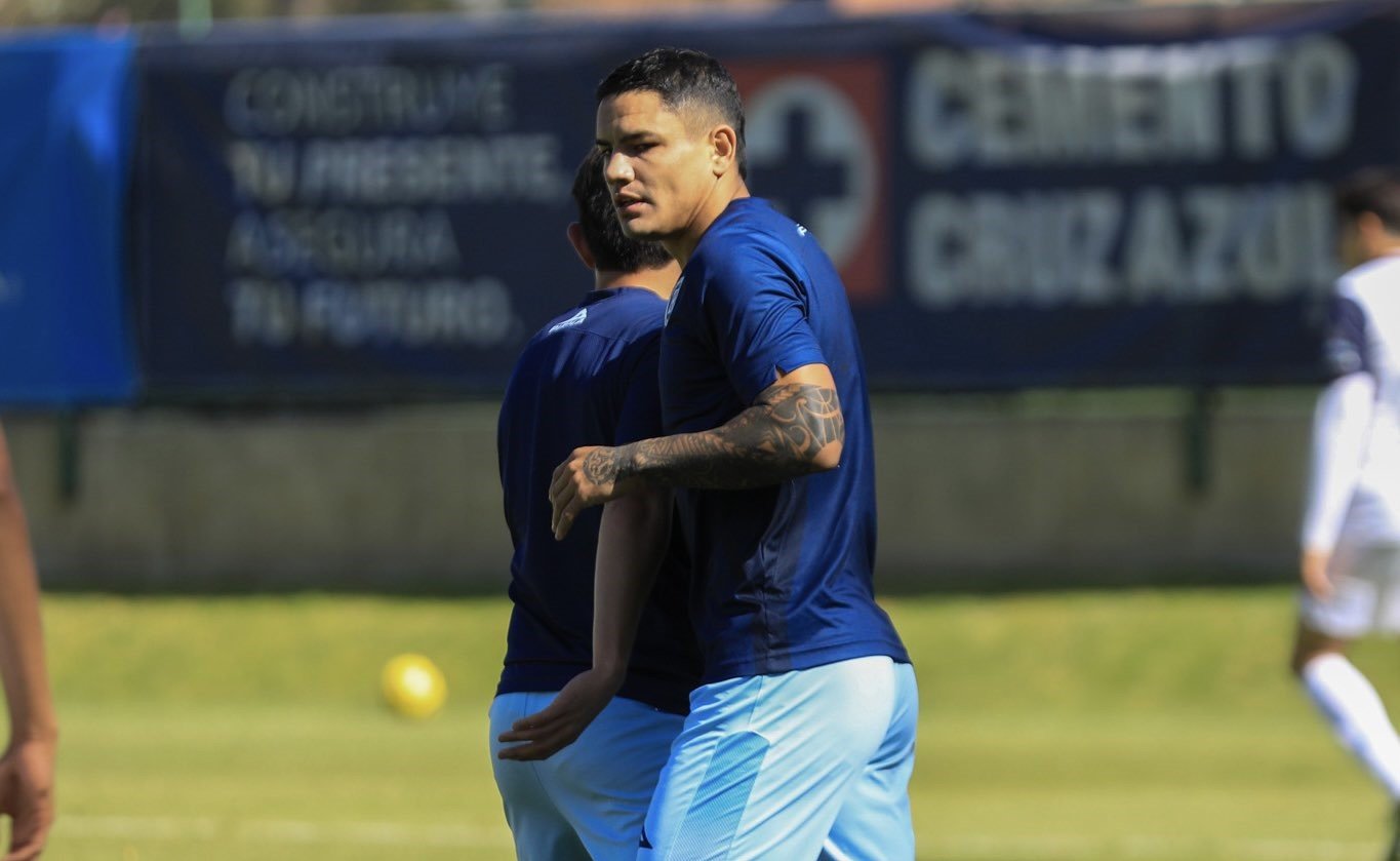 EL TORO FERNÁNDEZ ya debutó con CRUZ AZUL.