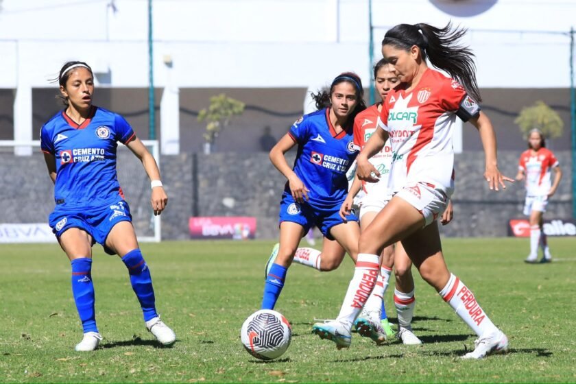 CENTELLAS arrancó el pie derecho al vencer 2-0 a CRUZ AZUL. 