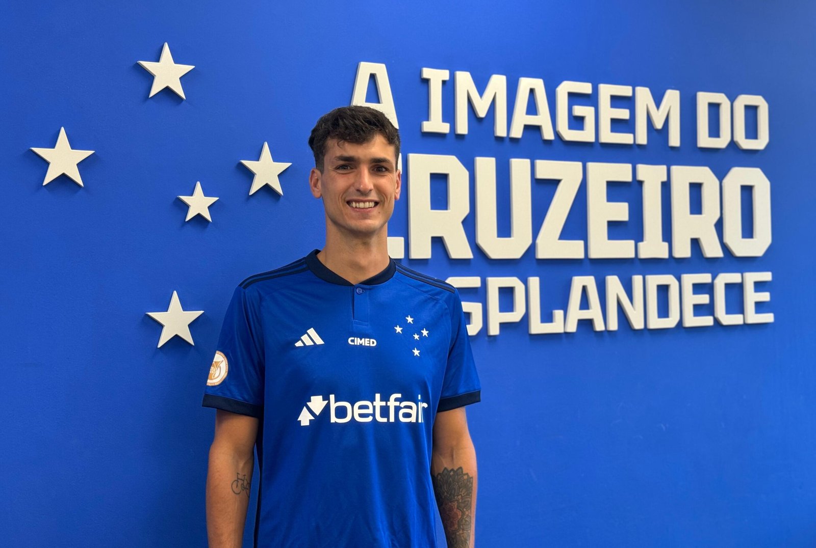 JUAN IGNACIO DINENNO llega al CRUZEIRO de BRASIL.