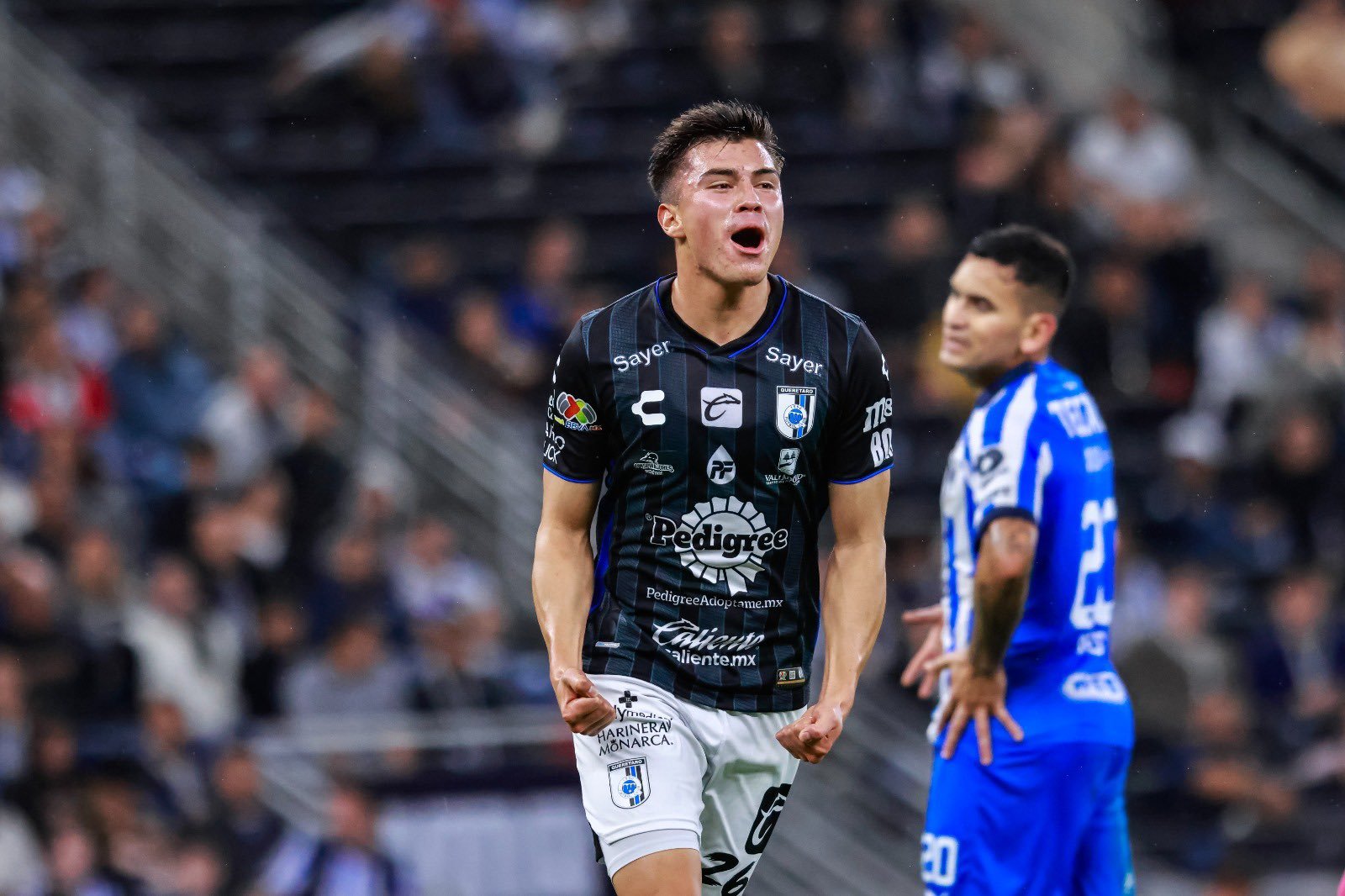 Monterrey apenas puede igualar 1-1 con Querétaro