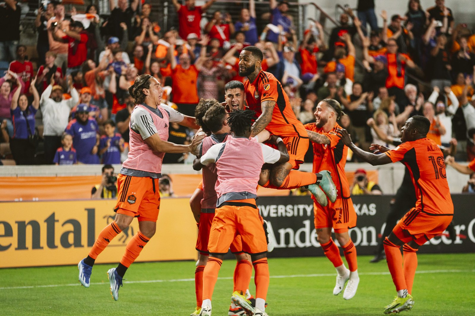 Houston Dynamo vence 2-1 a San José Earthquakes