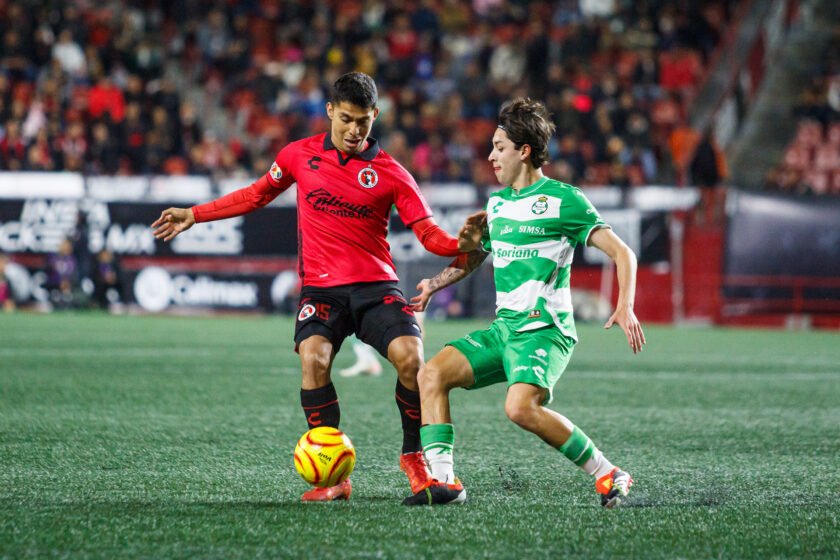 Xolos vs Chivas 2024, por las nubes boletos en reventa En Juego Deportes