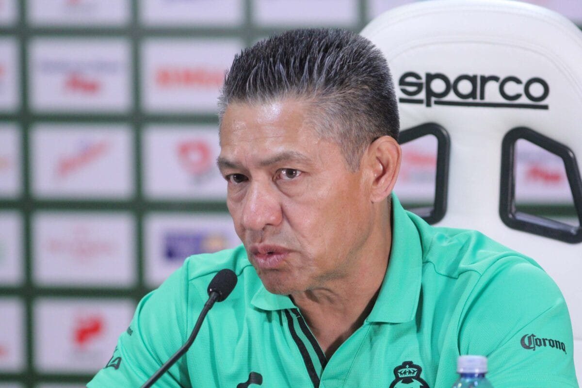 Técnicos de Prestigio Esperan por Oportunidad en la Liga MX