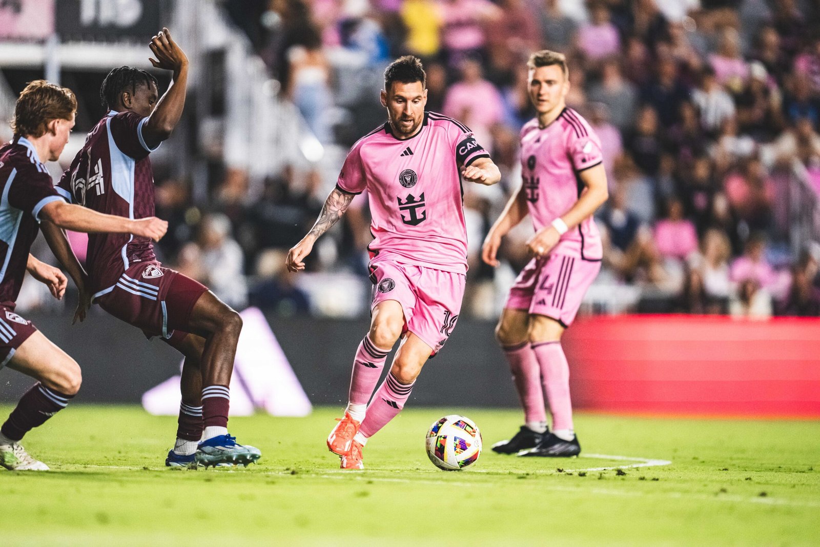 Inter Miami deja escapar la victoria ante Colorado en el regreso de Messi