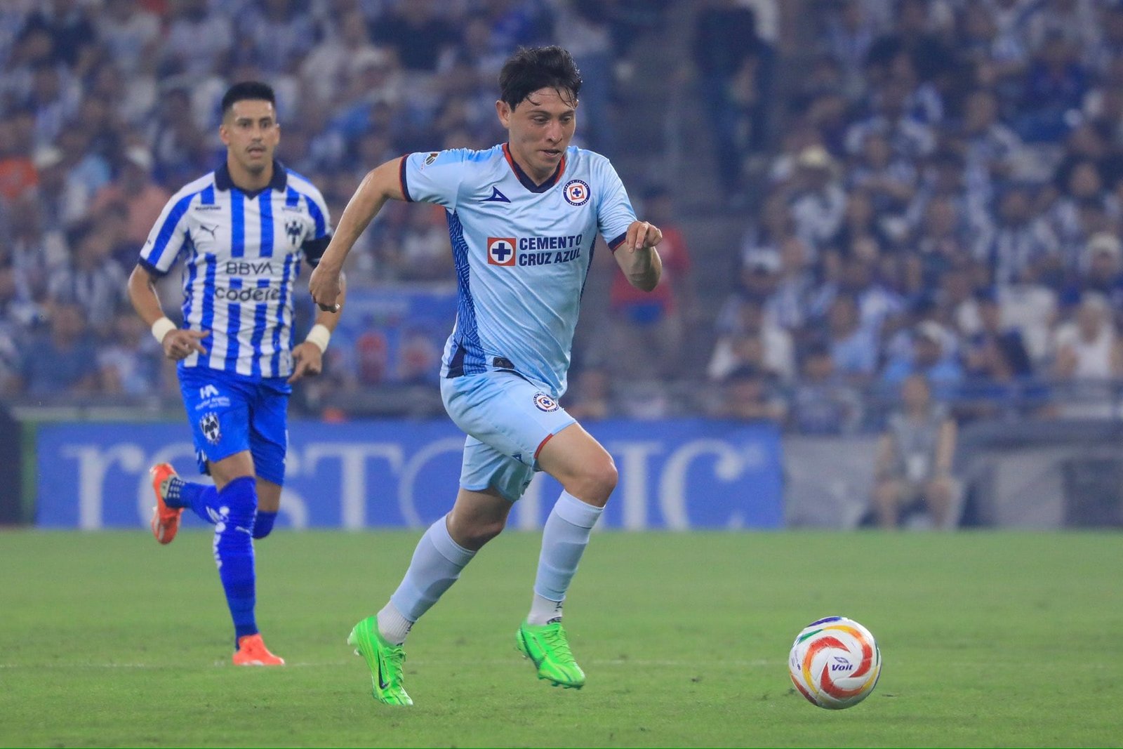 Cruz Azul vence 1-0 a Rayados y está cerca de la final