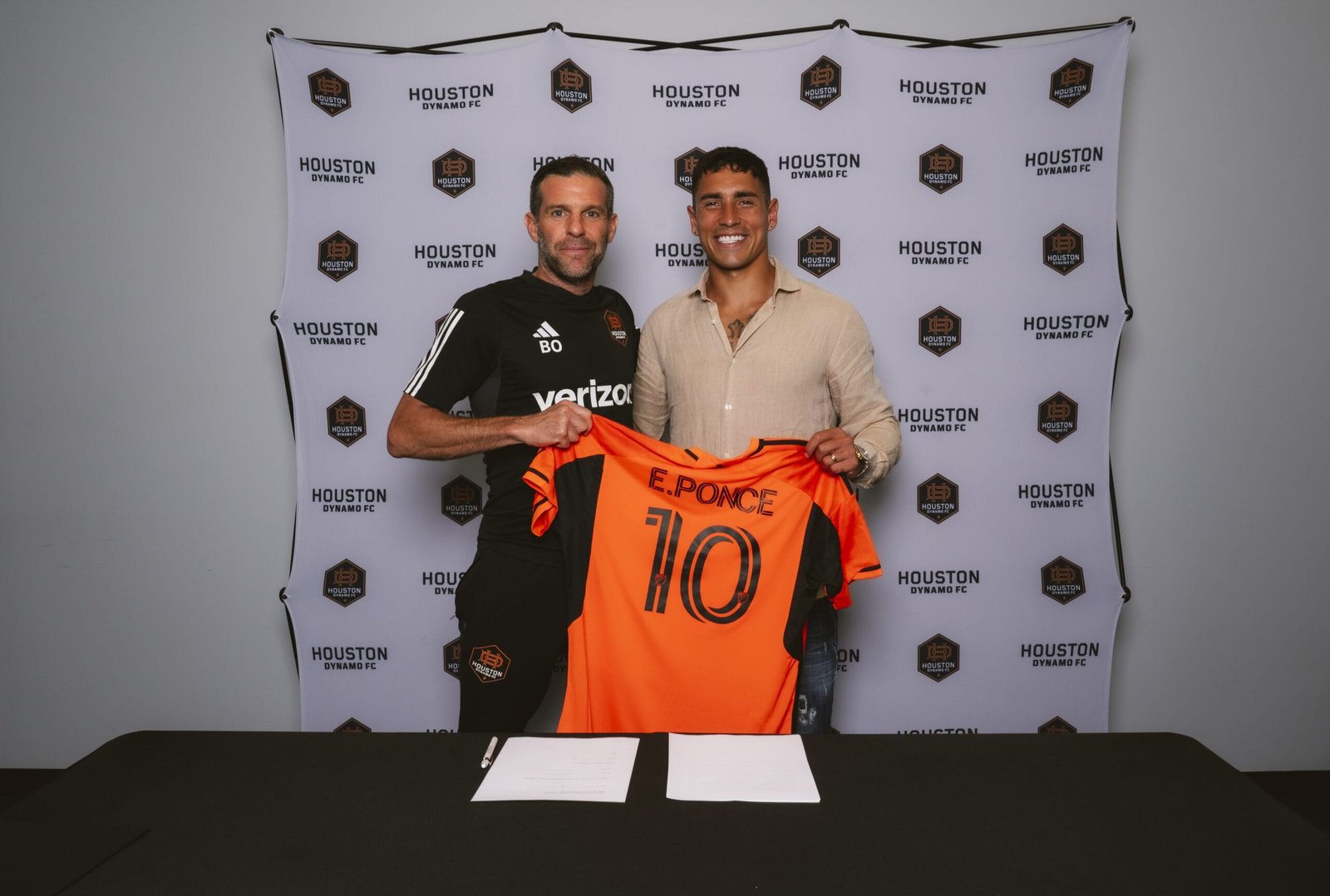 MLS: Houston Dynamo FC ficha a Ezequiel Ponce en una transferencia histórica