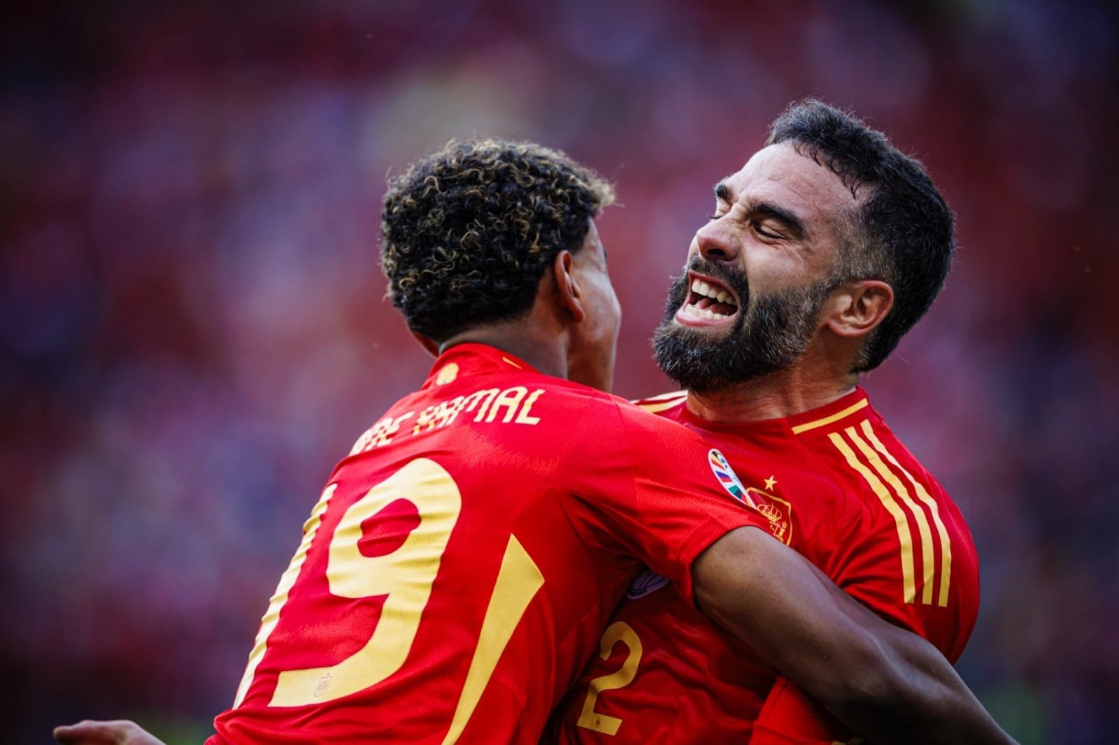 Eurocopa: España golea 3-0 a Croacia en debut