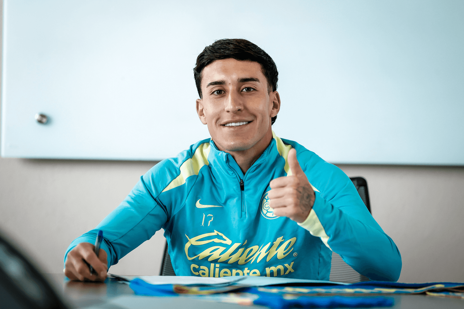 Liga MX: Alejandro Zendejas renueva con las Águilas del América