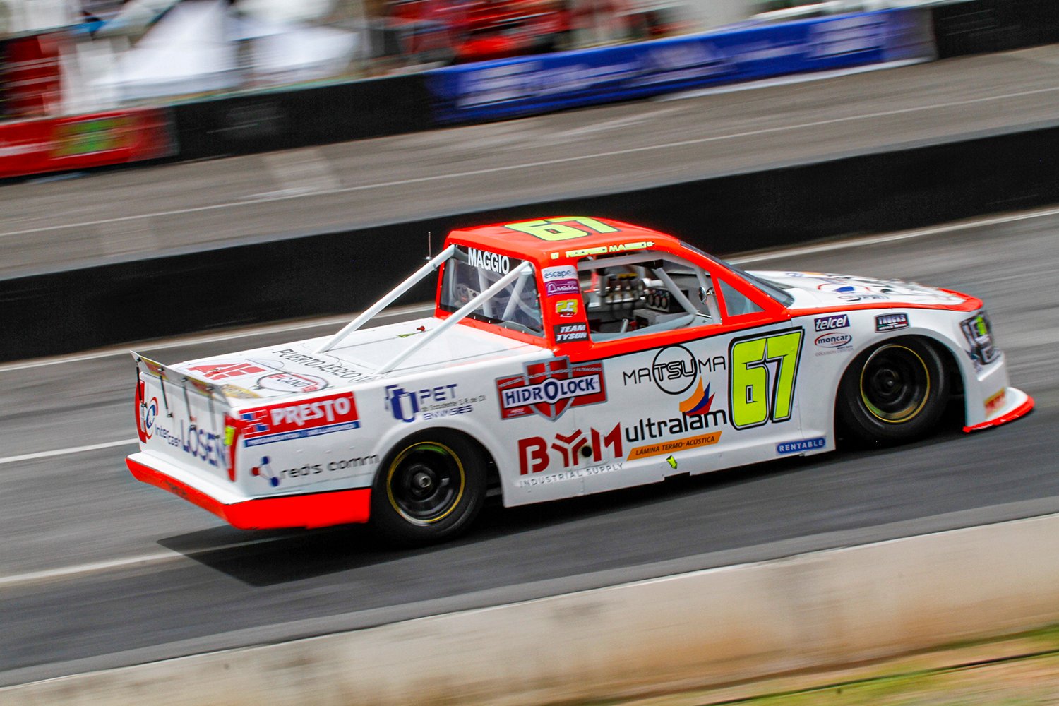 NASCAR México: Sigue Rodrigo Maggio en lo más alto de la Trucks Series México