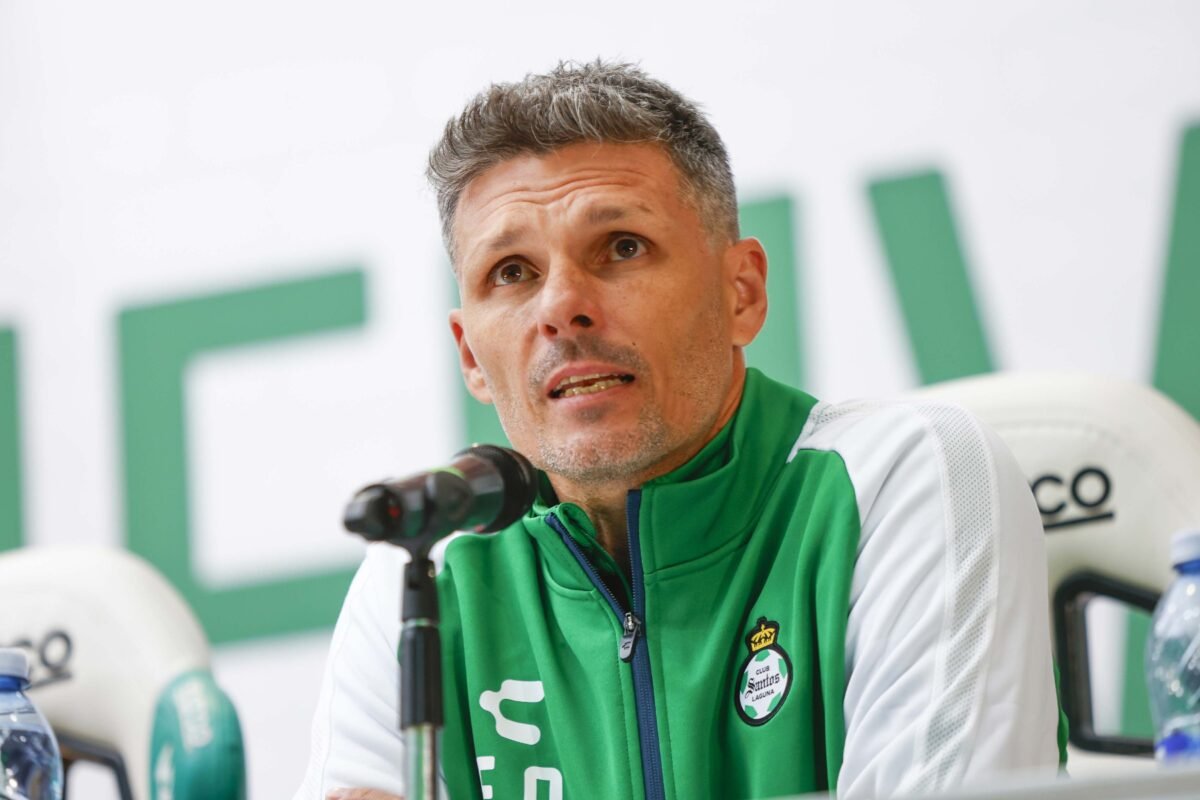 Fernando Tano Ortiz nuevo entrenador de Santos Laguna.