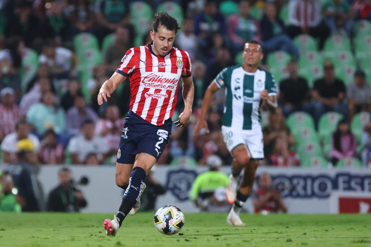 Chivas venció 2-0 a Santos Laguna.