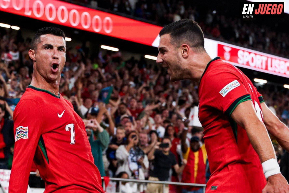 Cristiano Ronaldo festejando un gol con la Selección de Portugal. 