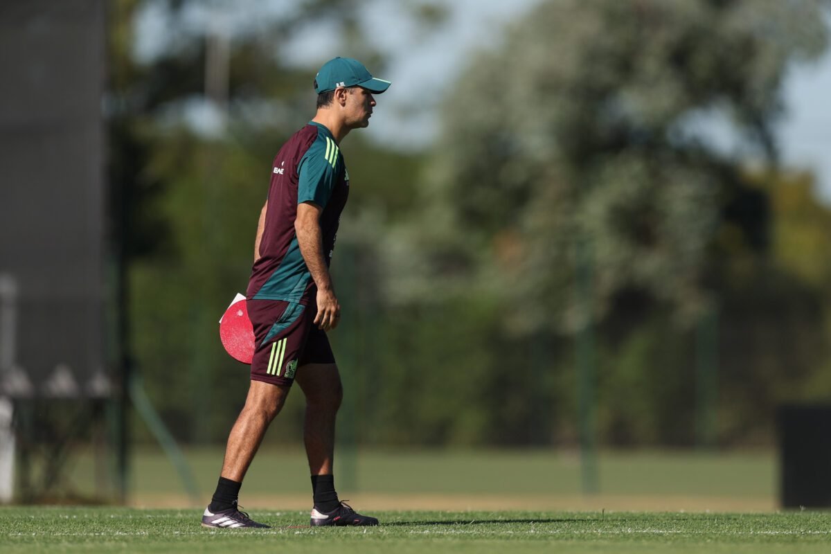 Rafael Márquez, auxiliar de la Selección Mexicana de Futbol. 