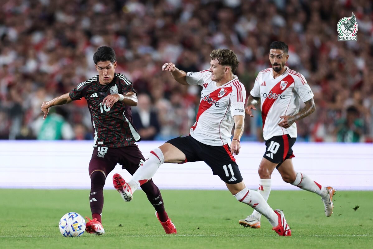 La Selección Mexicana cayó 2-0 ante River Plate. 