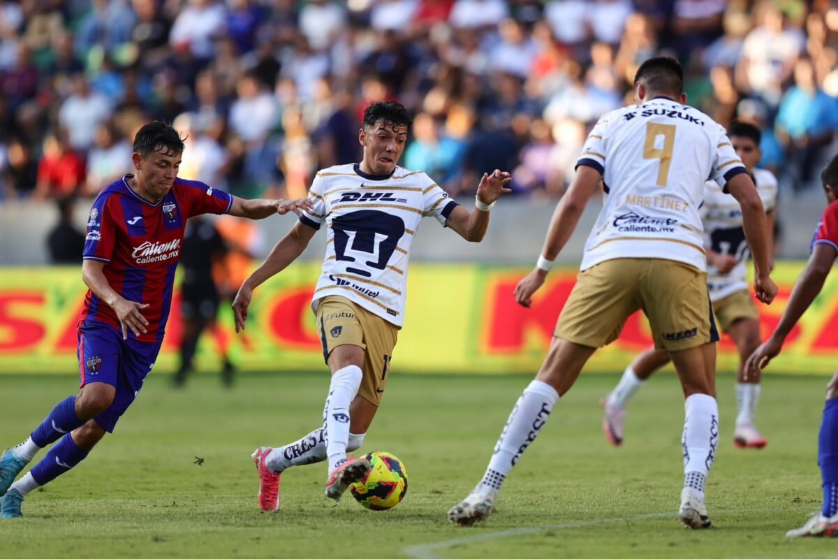 Pumas vs Atlante en Zacatepec 