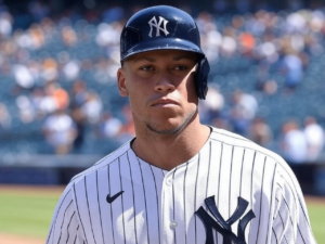 Yankees anuncian cambios y permitirán barba.