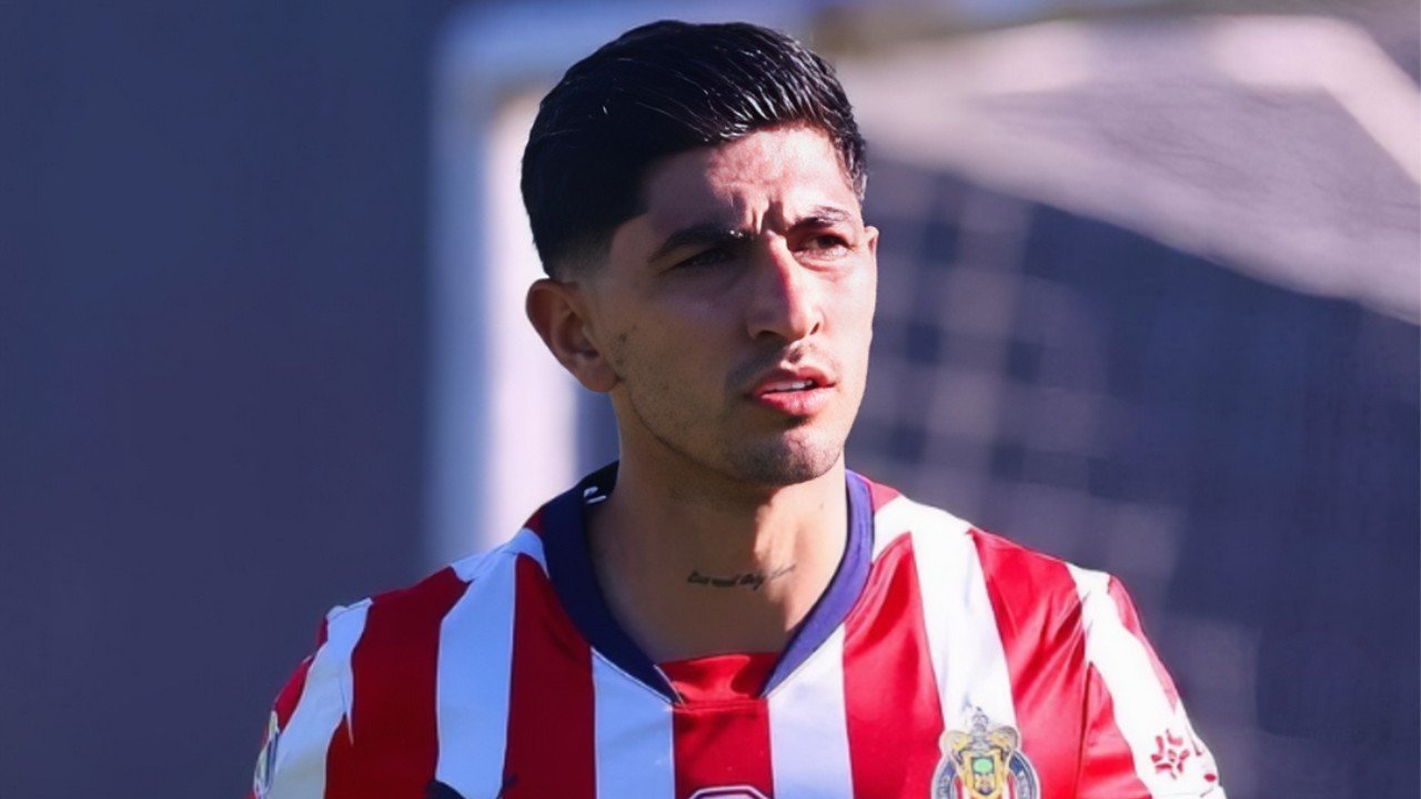 Lee más sobre el artículo Víctor El Pocho Guzmán regresa a jugar con Chivas